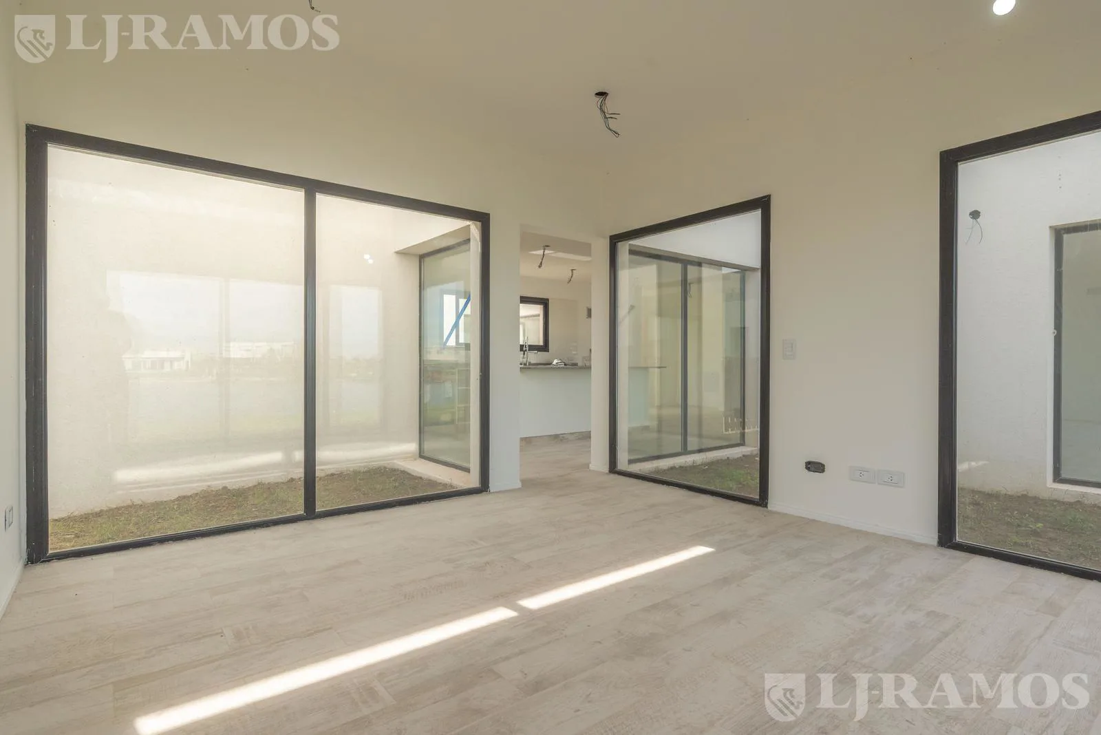 CASA AL AGUA en San Sebastian A7 A ESTRENAR MB foto 3
