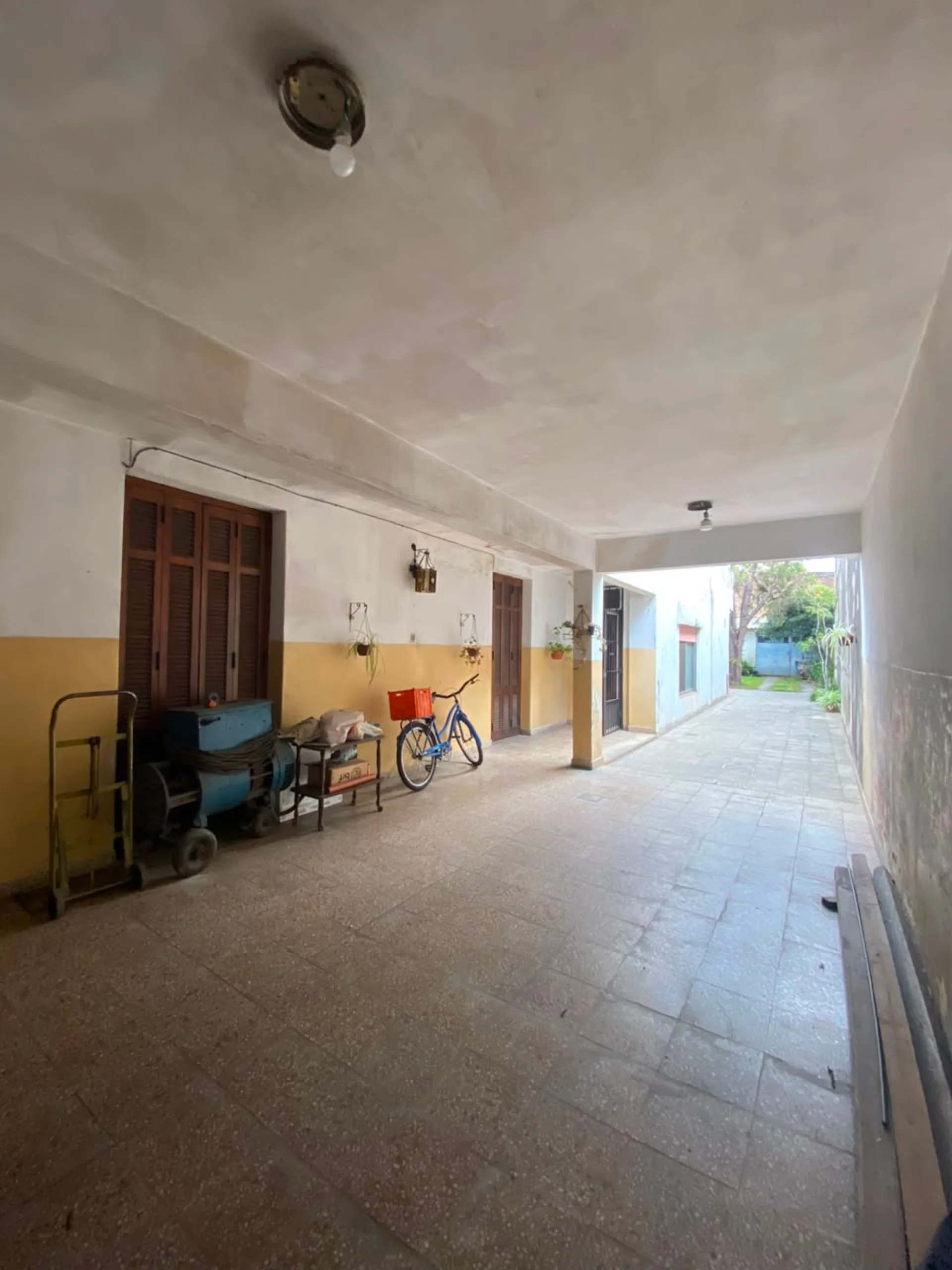 VENTA CASA VILLA LUGANO GRAN LOTE 287 M2 foto 4