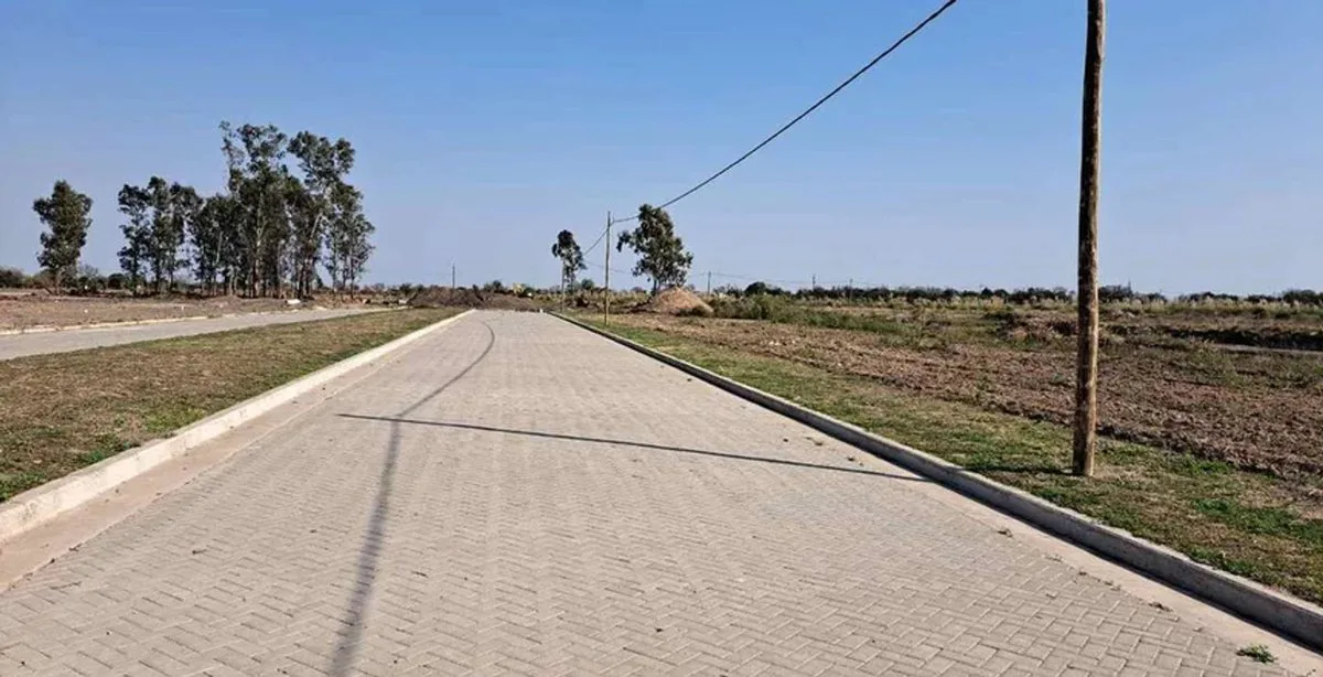 Venta lote en Barrio Los Domingos foto 2
