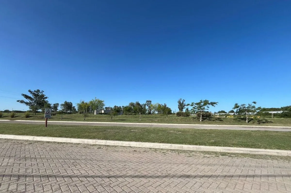 Venta lote en Barrio Los Domingos foto 4