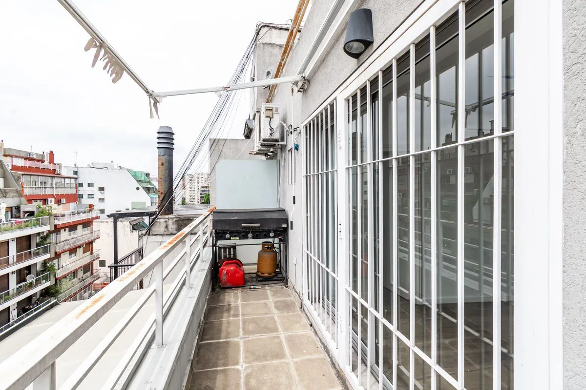 VENTA 3 AMB BALCON 2 COCHERAS PISO ALTO foto 4