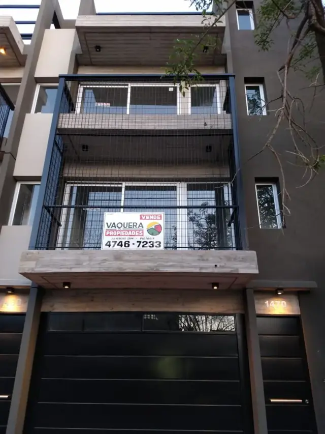 Amplio triplex a estrenar en venta en San Fernando