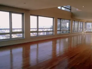 INCREIBLE TRIPLEX EN ALTURA CON TERRAZA PROPIA foto 3