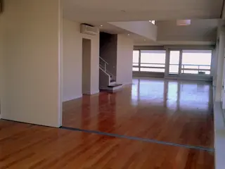 INCREIBLE TRIPLEX EN ALTURA CON TERRAZA PROPIA foto 4