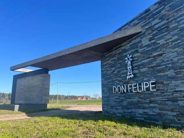 VENTA LOTE 2461m2 EN LOBOS BARRIO DON FELIPE