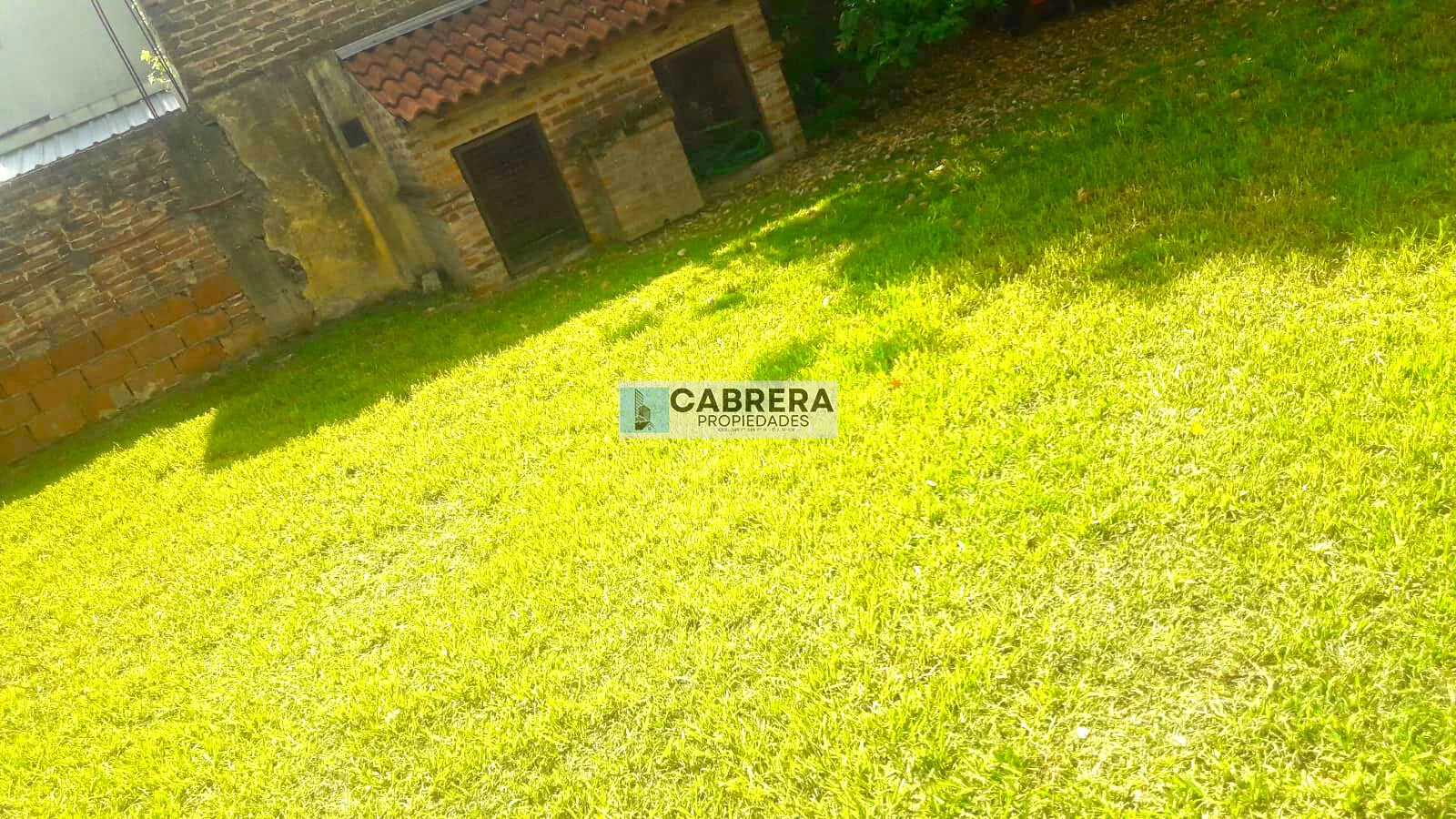 CASA 6 AMBIENTES EN VENTA EN EL CENTRO DE GENERAL RODRIGUEZ foto 4