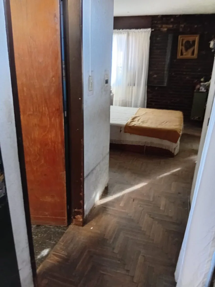 Venta casa Villa Adelina lote 10x38 ideal inversor foto 2