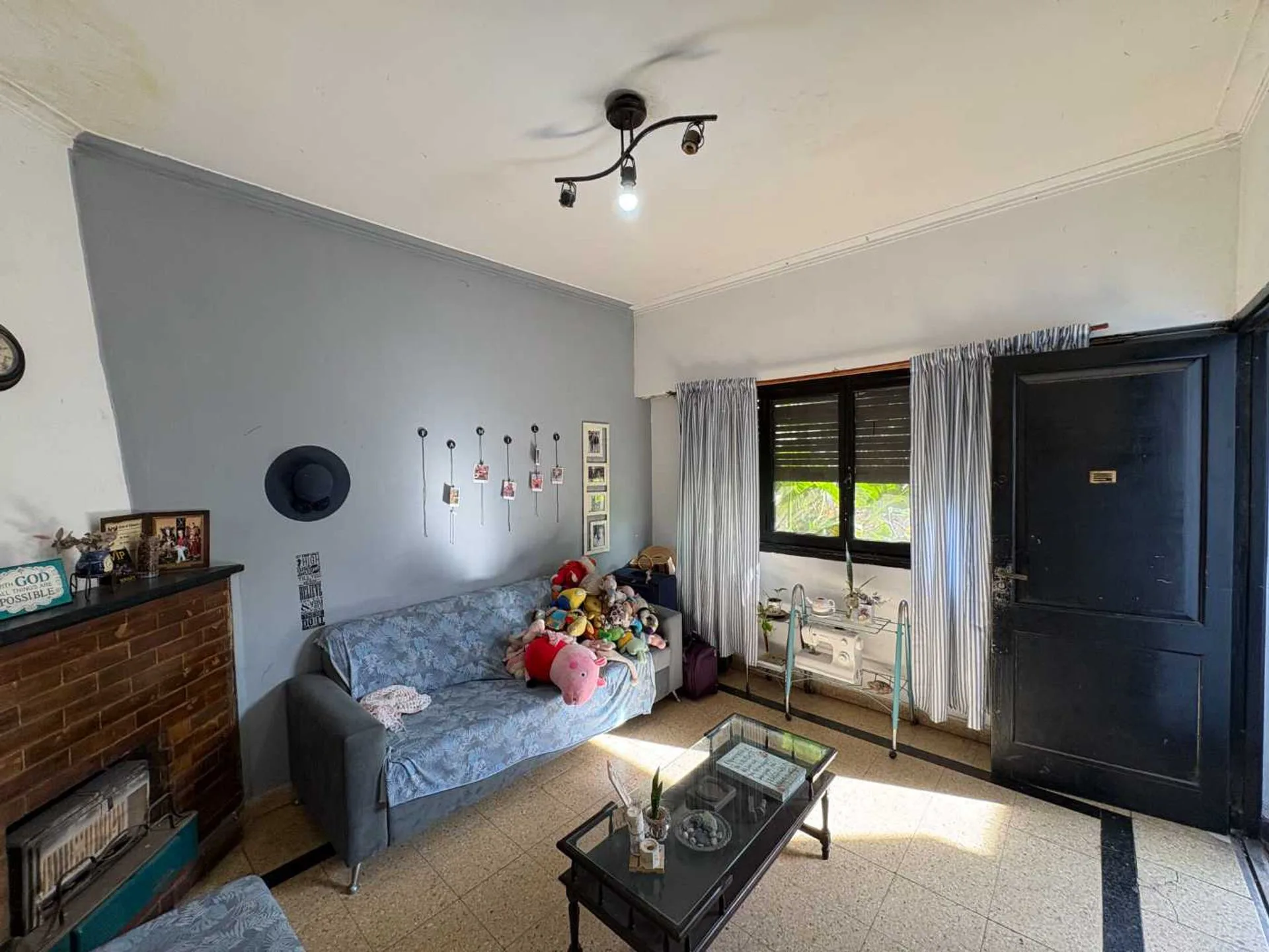 Venta Casa 4 ambientes Hurlingham - Oportunidad foto 3
