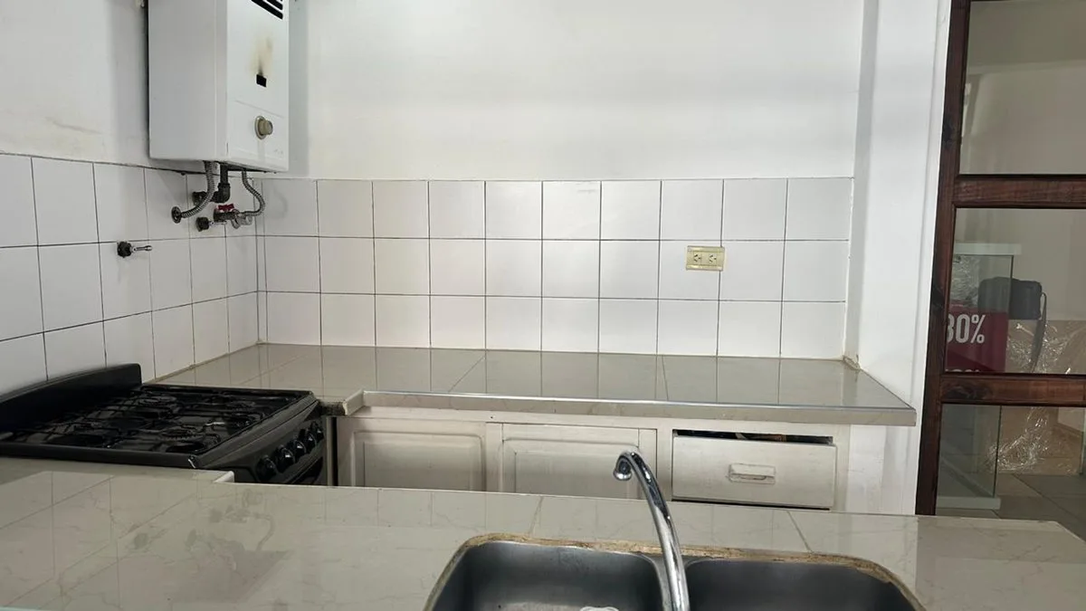 CASA VENTA TRES CERRITOS 2 DORM ZONA SPORTING foto 4