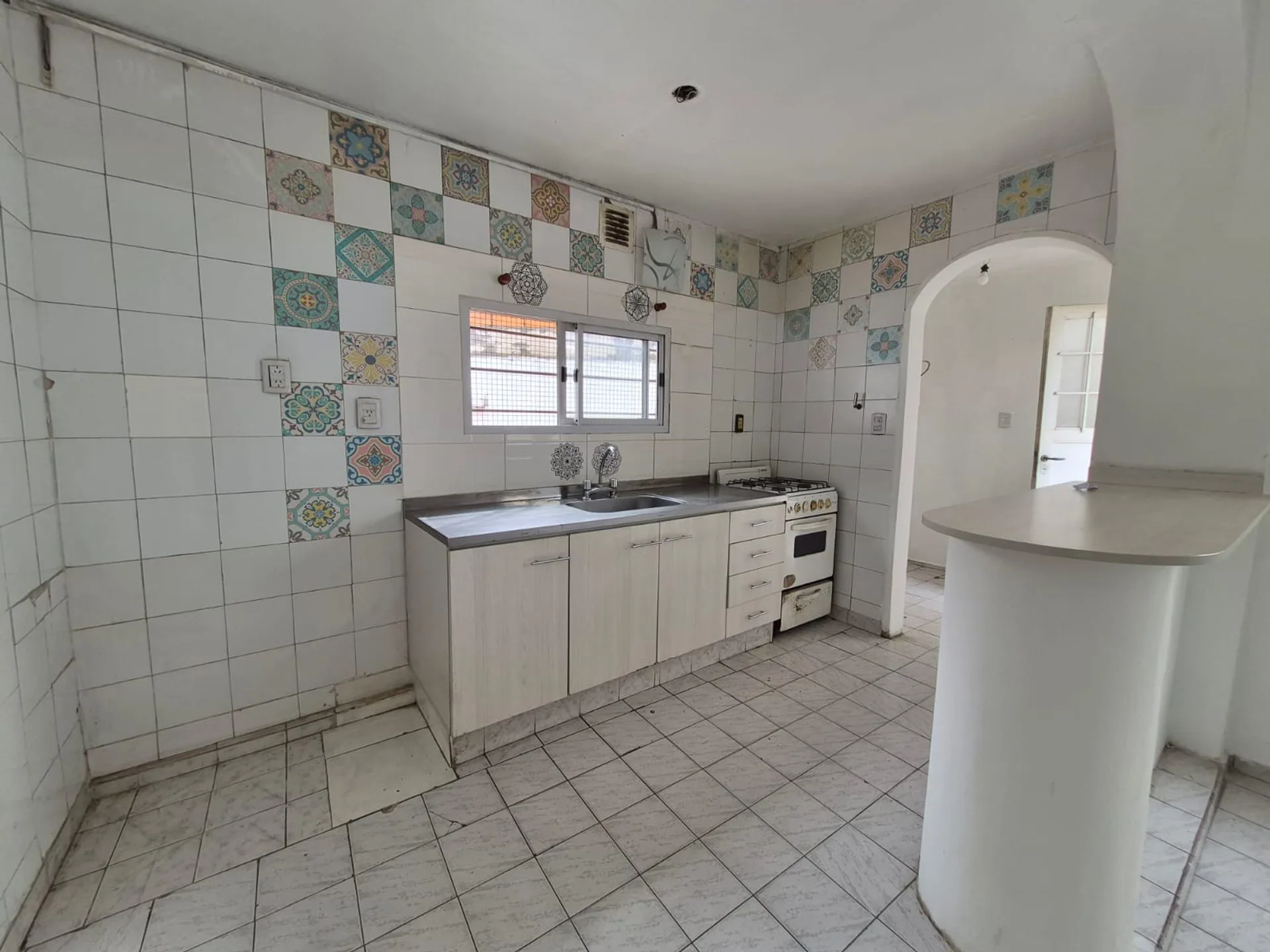 VENTA CASA 3 AMBIENTES CASTELAR PATIO foto 4