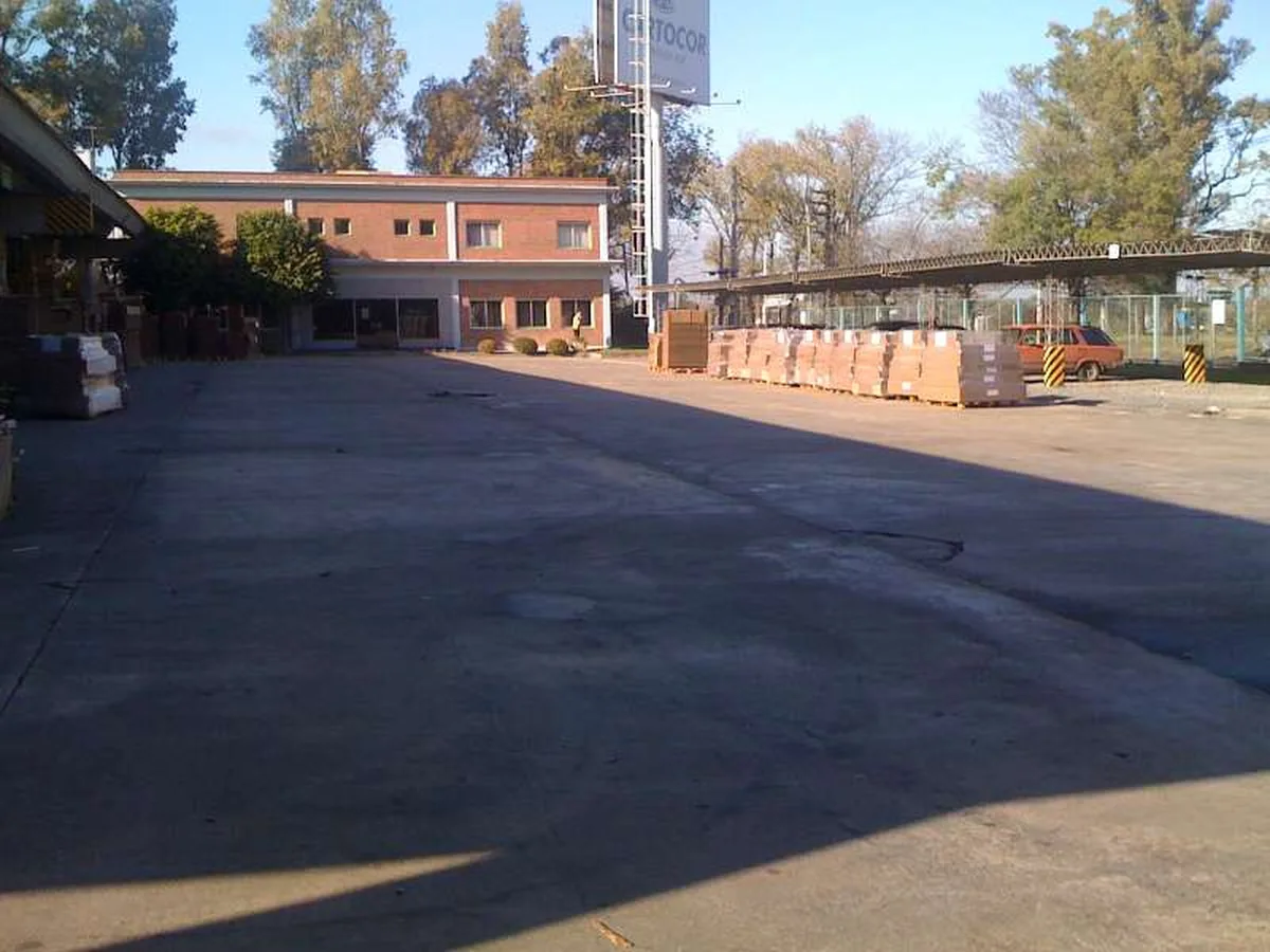 Malvinas Argentinas - Olivos Av. foto 3