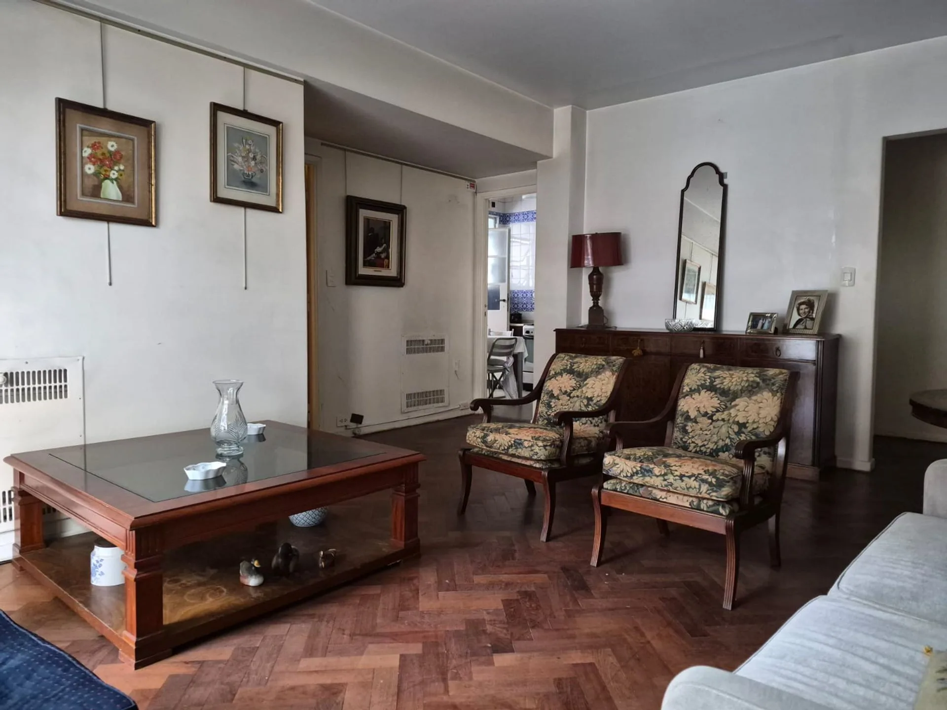 Vende depto 3 ambientes C/ cochera en Recoleta foto 3