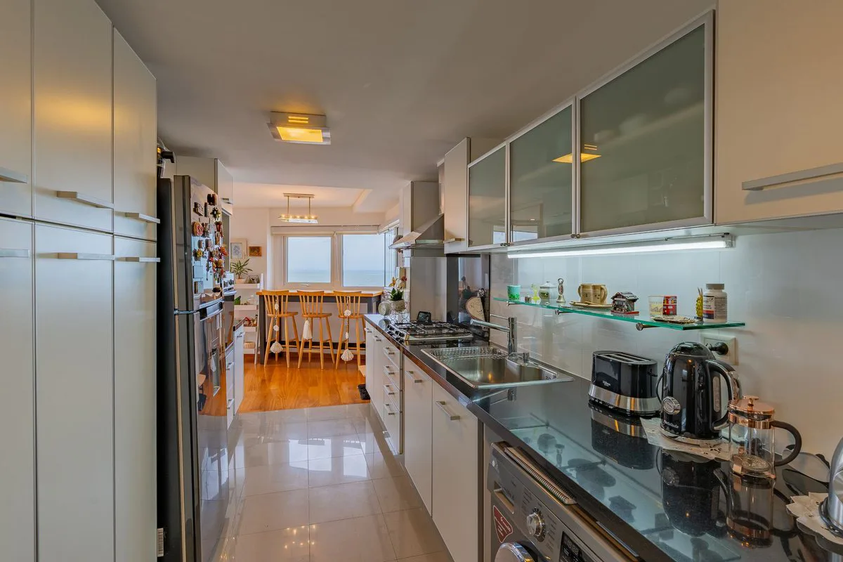 VENTA DEPARTAMENTO 4 AMB. MARAL VISTA AL MAR foto 4