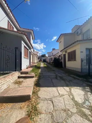 DEPARTAMENTO DE UN DORMITORIO , TIPO CASA , PH, TODO PLANTA BAJA CON PATIO foto 5