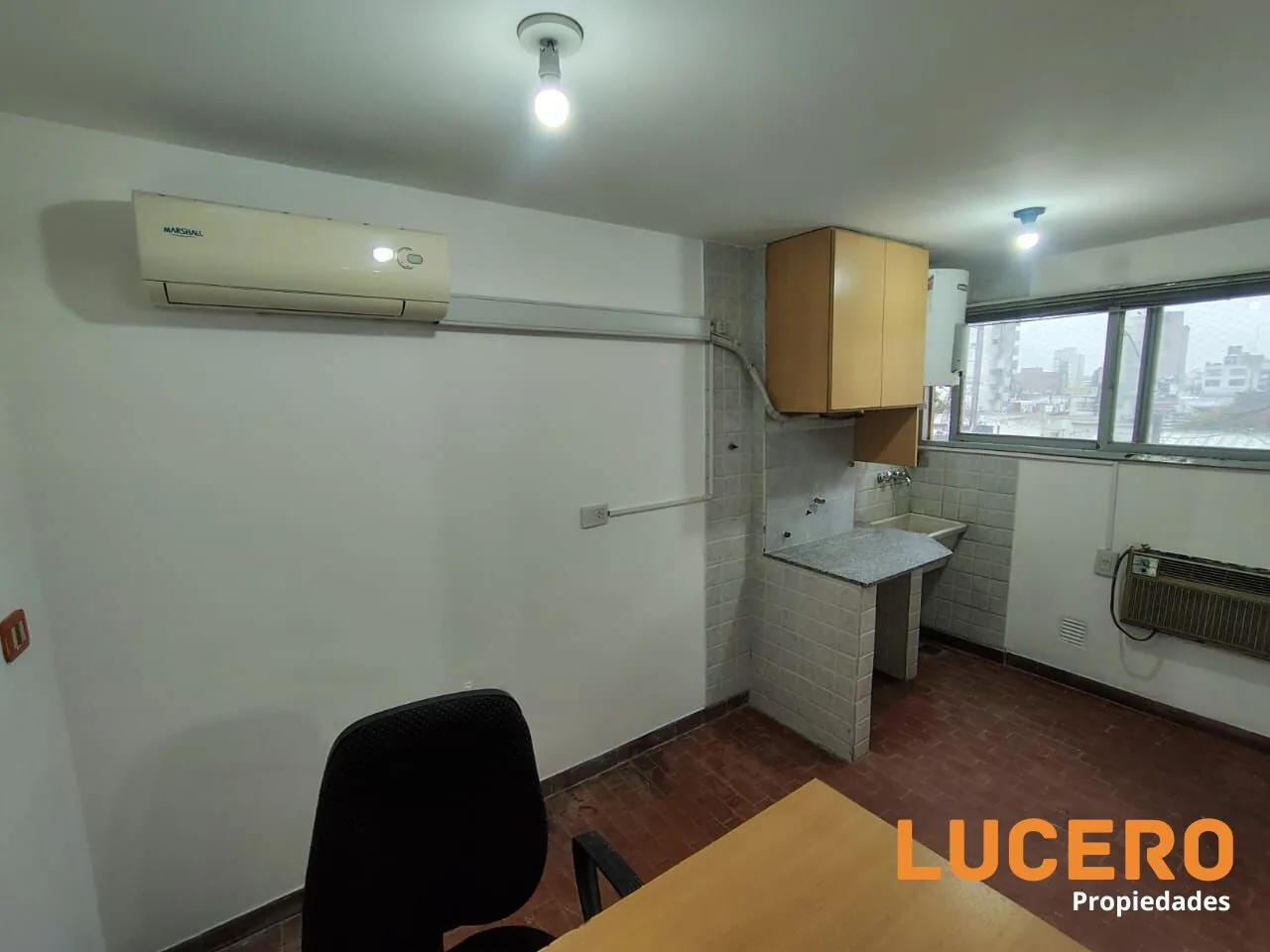 DEPARTAMENTO EN ALQUILER EN EL CENTRO DE MORON foto 4