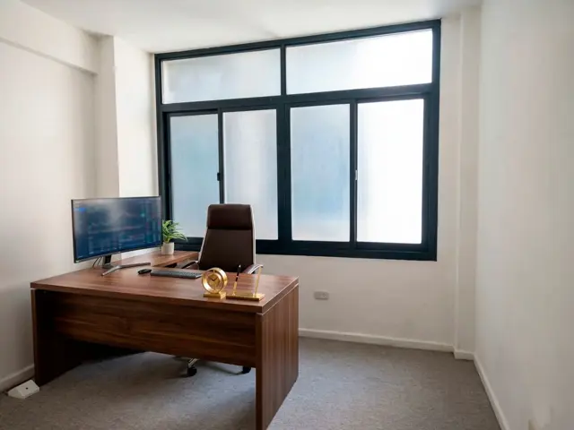 VENTA EXCLUSIVA OFICINA EN TRIBUNALES 26 M²