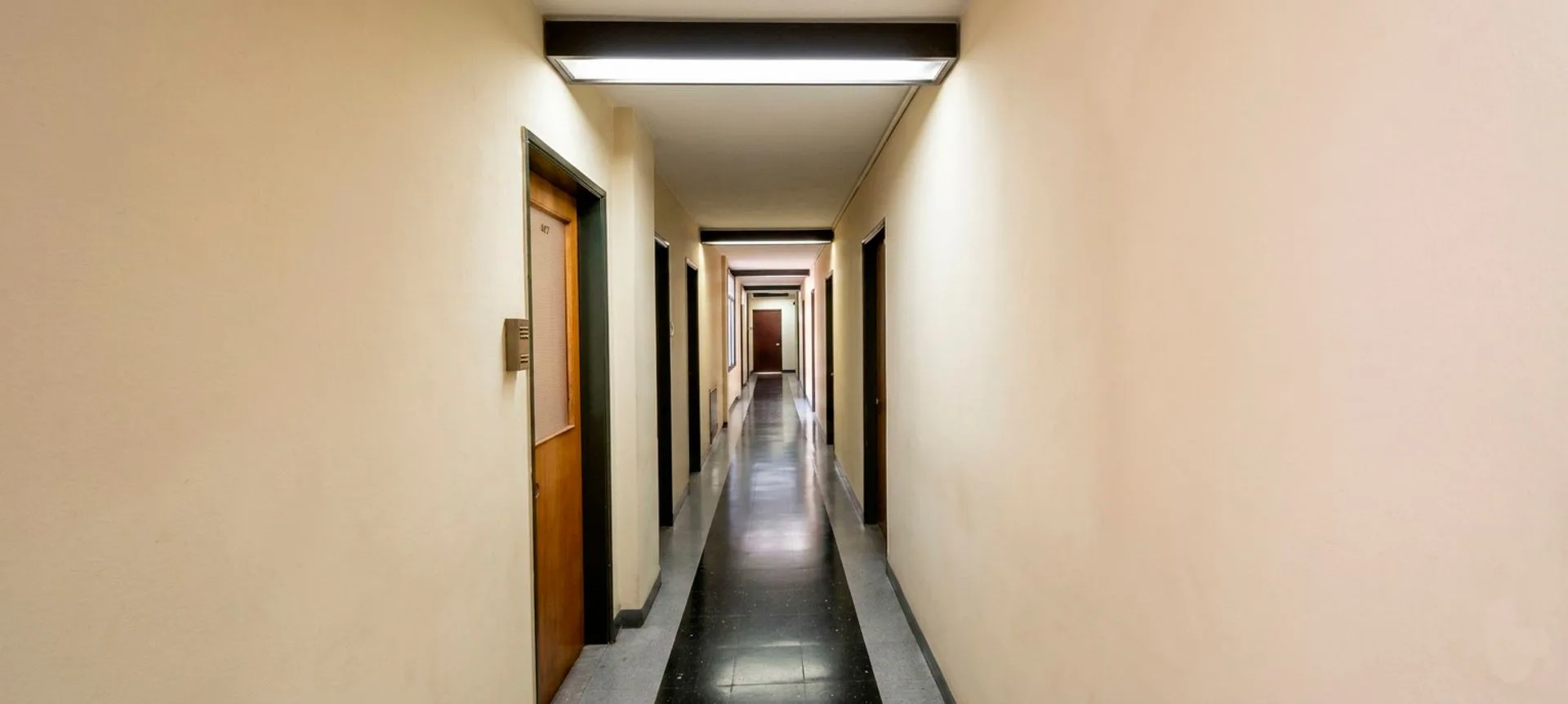 VENTA EXCLUSIVA OFICINA EN TRIBUNALES 26 M² foto 4