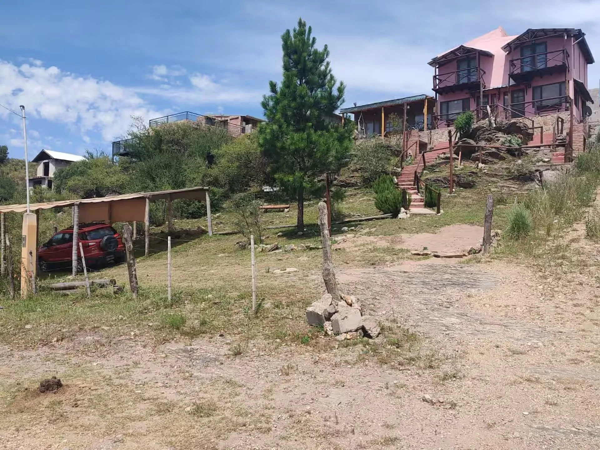 VENTA COMPLEJO CON 2 CABAÑAS EN RÍO GRANDE S.L. foto 4