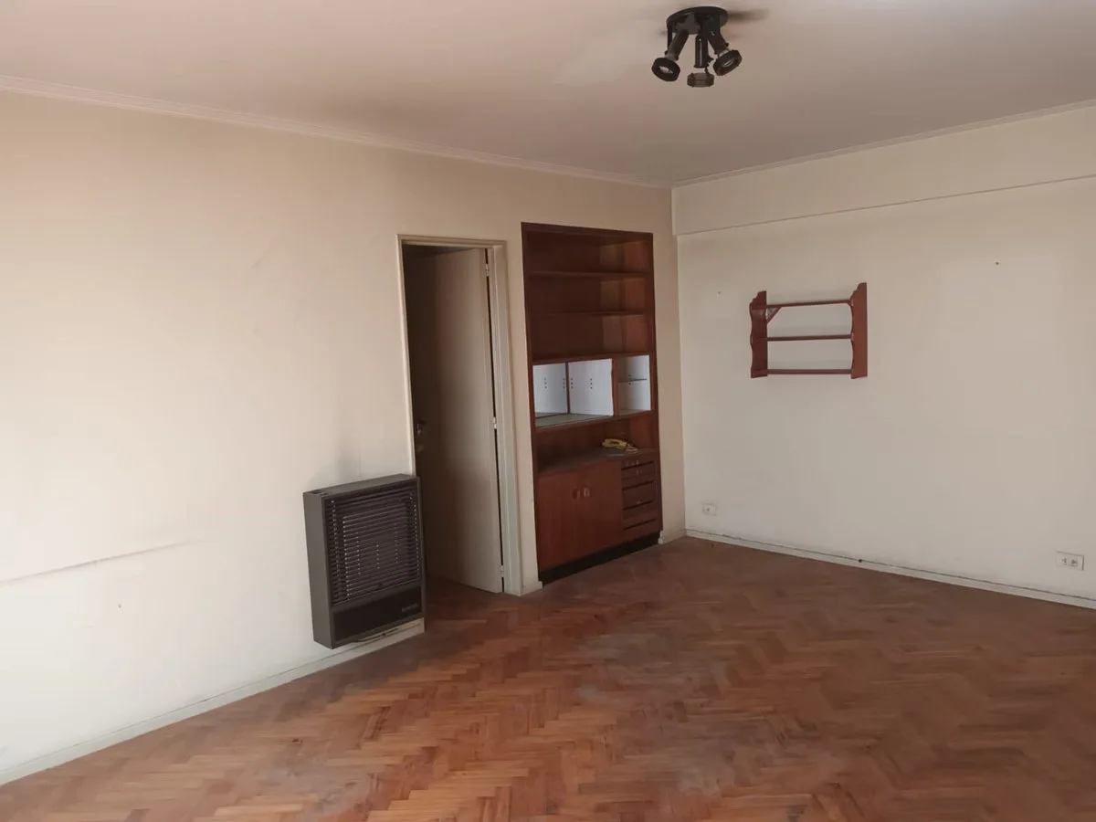 VENTA DEPARTAMENTO 3 AMBIENTES REFACCIONAR ALMAGRO foto 3