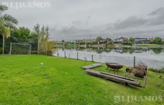 Casa con 4 dormitorios en venta y/o alquiler en Barbarita foto 5