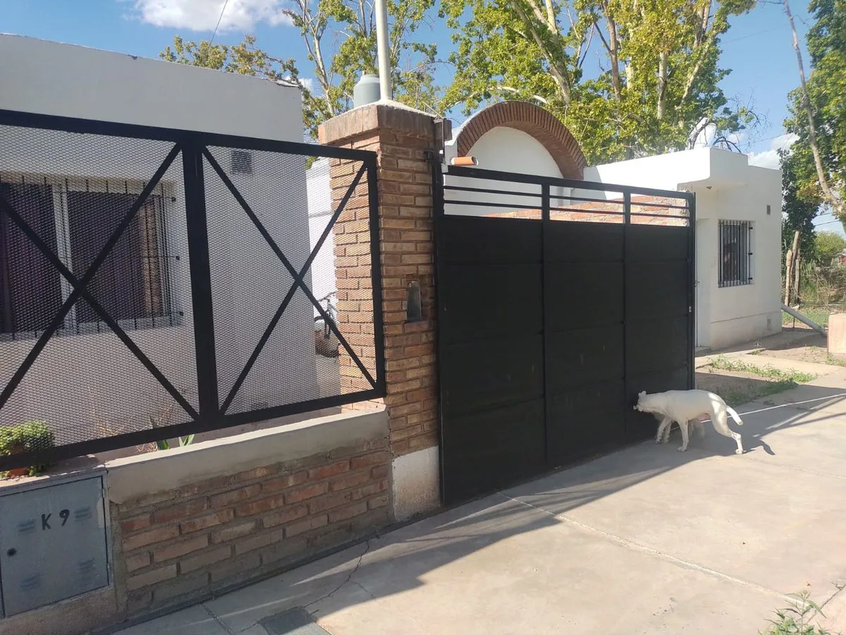 Venta de casa en Las Heras foto 2