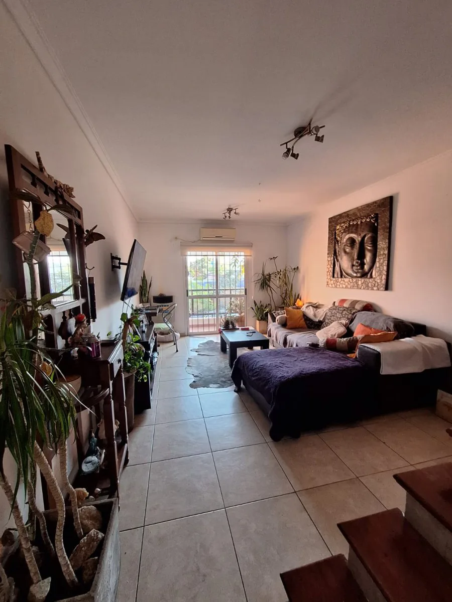 VENTA TRIPLEX 3 AMB 1/2 CON COCHERA HAEDO SUR foto 3