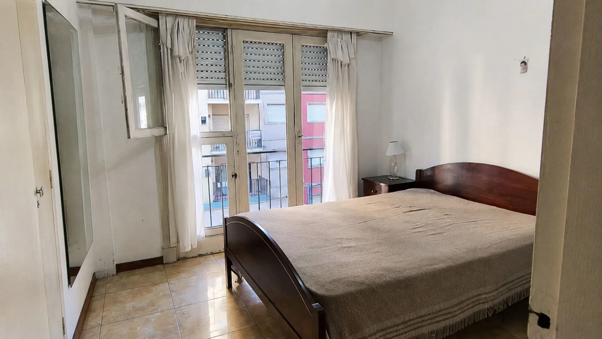VENTA - Departamento 2 ambientes - Centro foto 3