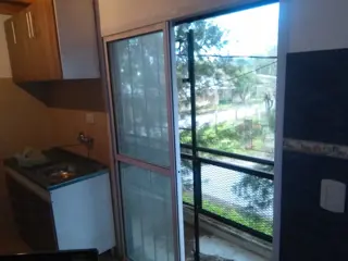 Departamento de dos ambiente  amplios EN PASO DEL REY foto 4