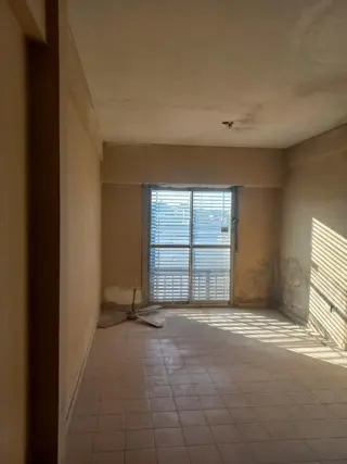 VENTA - LOCAL COMERCIAL C/VIVIENDA - MONTE GRANDE foto 3