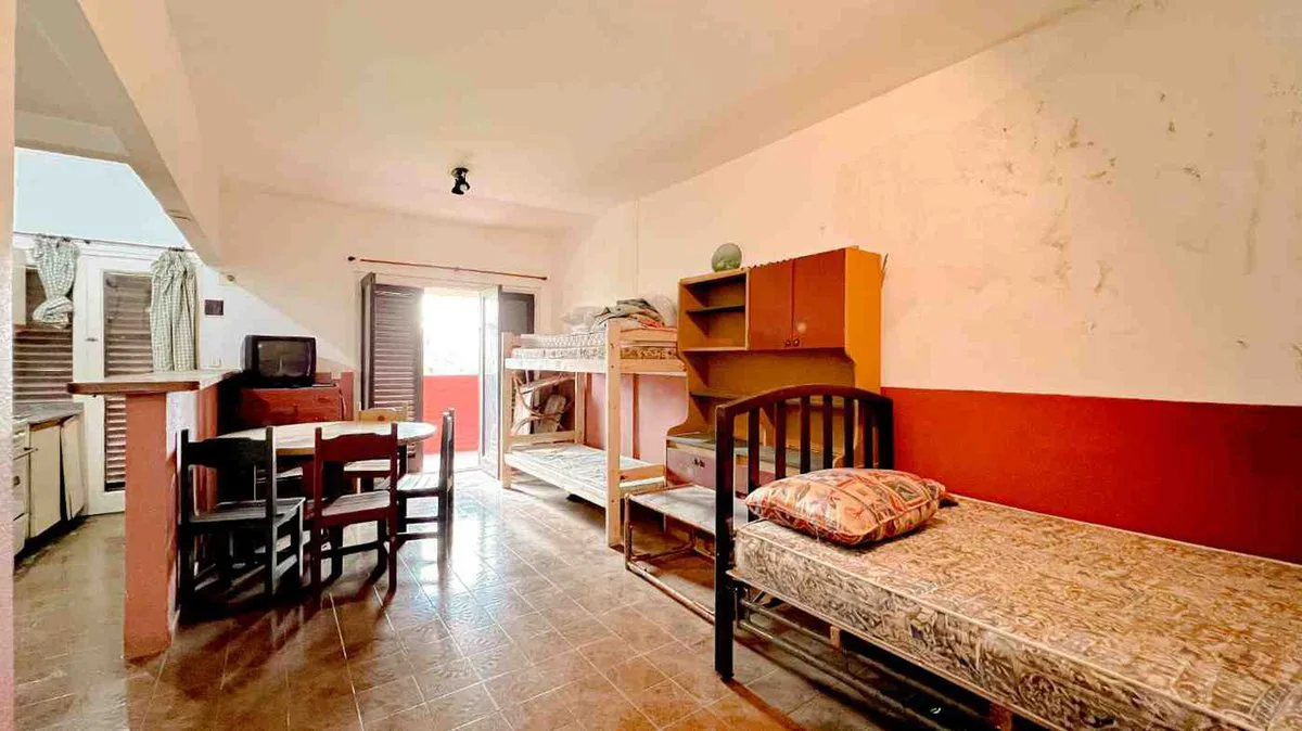 VENTA MONOAMBIENTE BALCON ACANTILADOS VISTA AL MAR foto 5