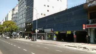 COCHERA FIJA CUBIERTA EN PRIMER PISO foto 1