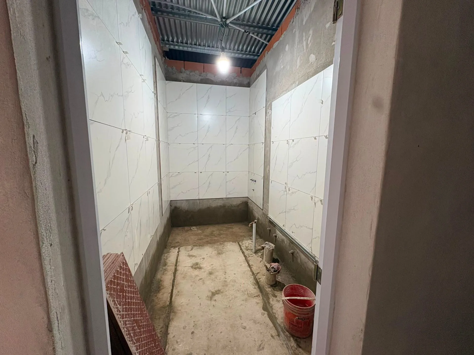 CASA A ESTRENAR DE DOS DORMITORIOS,COCHERA PATIO. foto 5