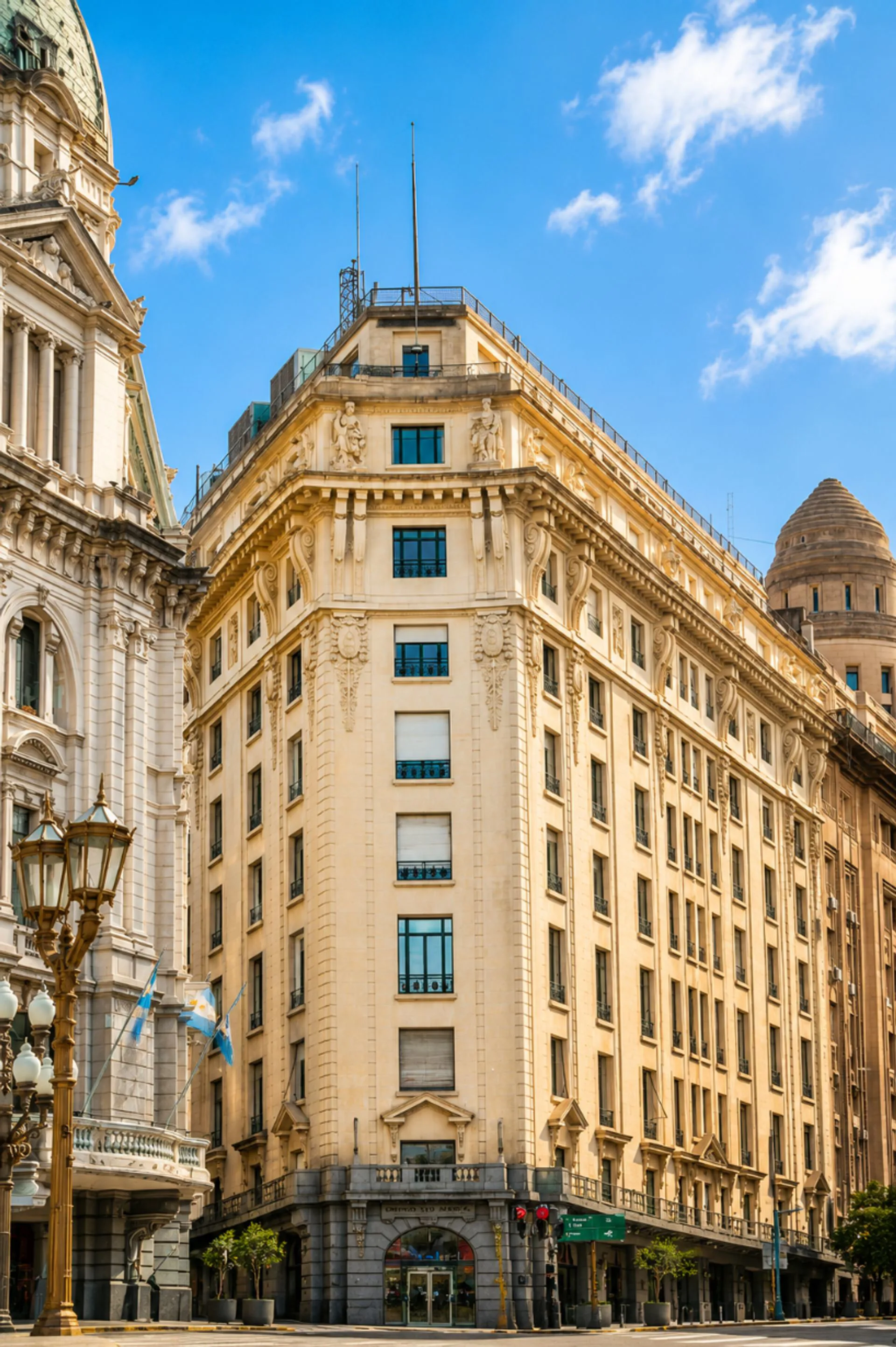 EDIFICIO SUDAMERICA EN ALQUILER foto 3