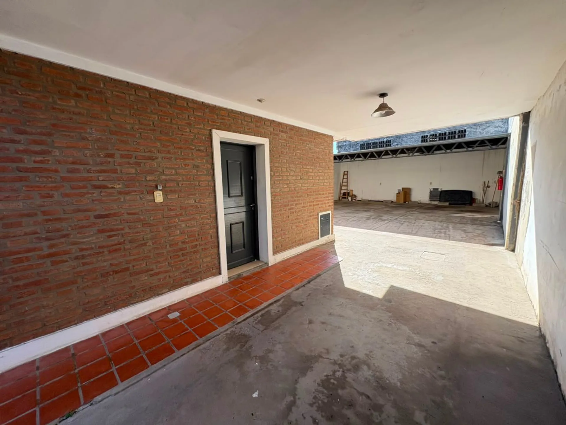 SE VENDE DUPLEX 2 DORM + COCHERA, SARGENTO CABRAL foto 4