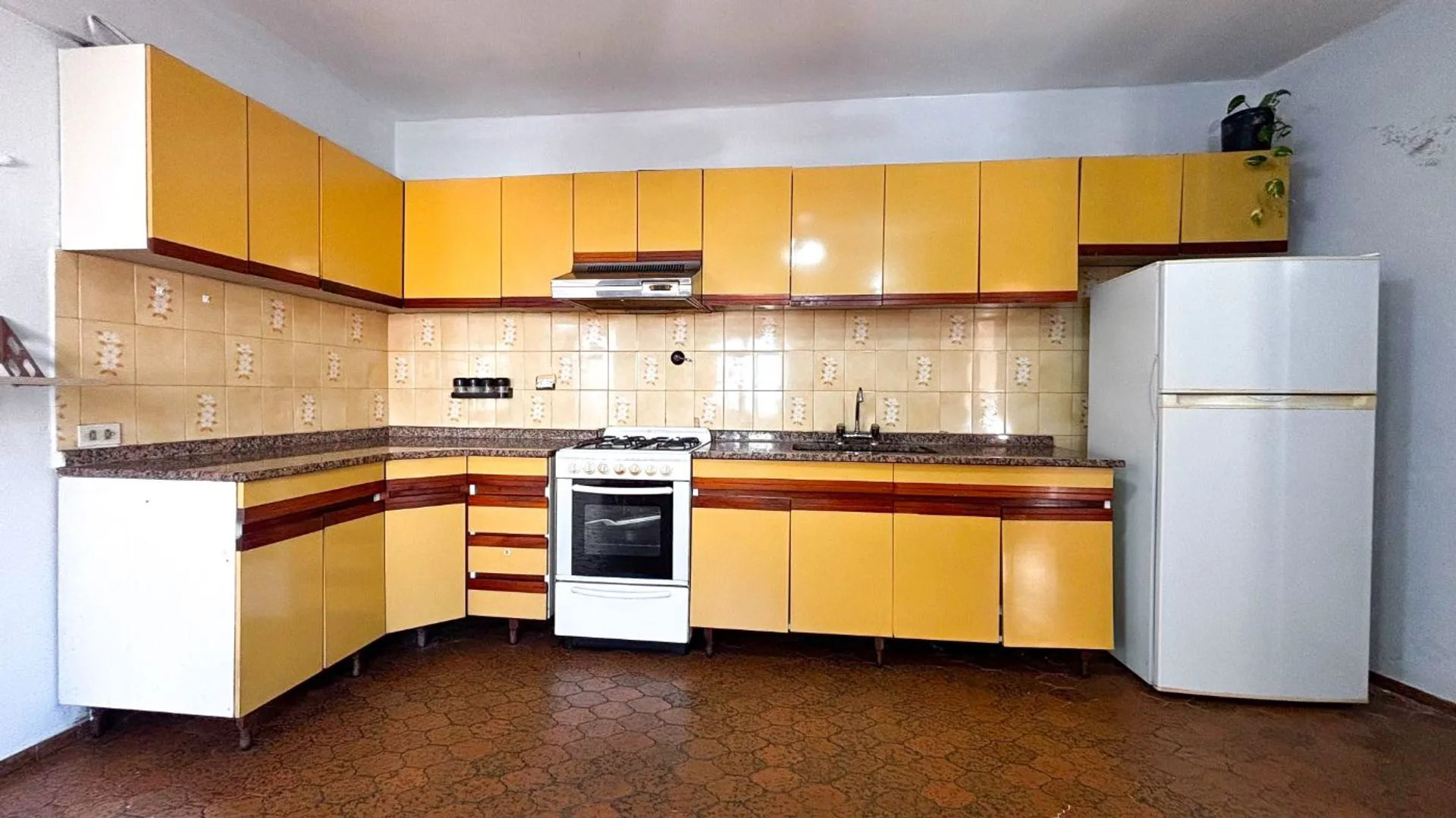 VENTA-CASA 5 AMB-APTO CREDITO-VILLA LUGANO foto 3