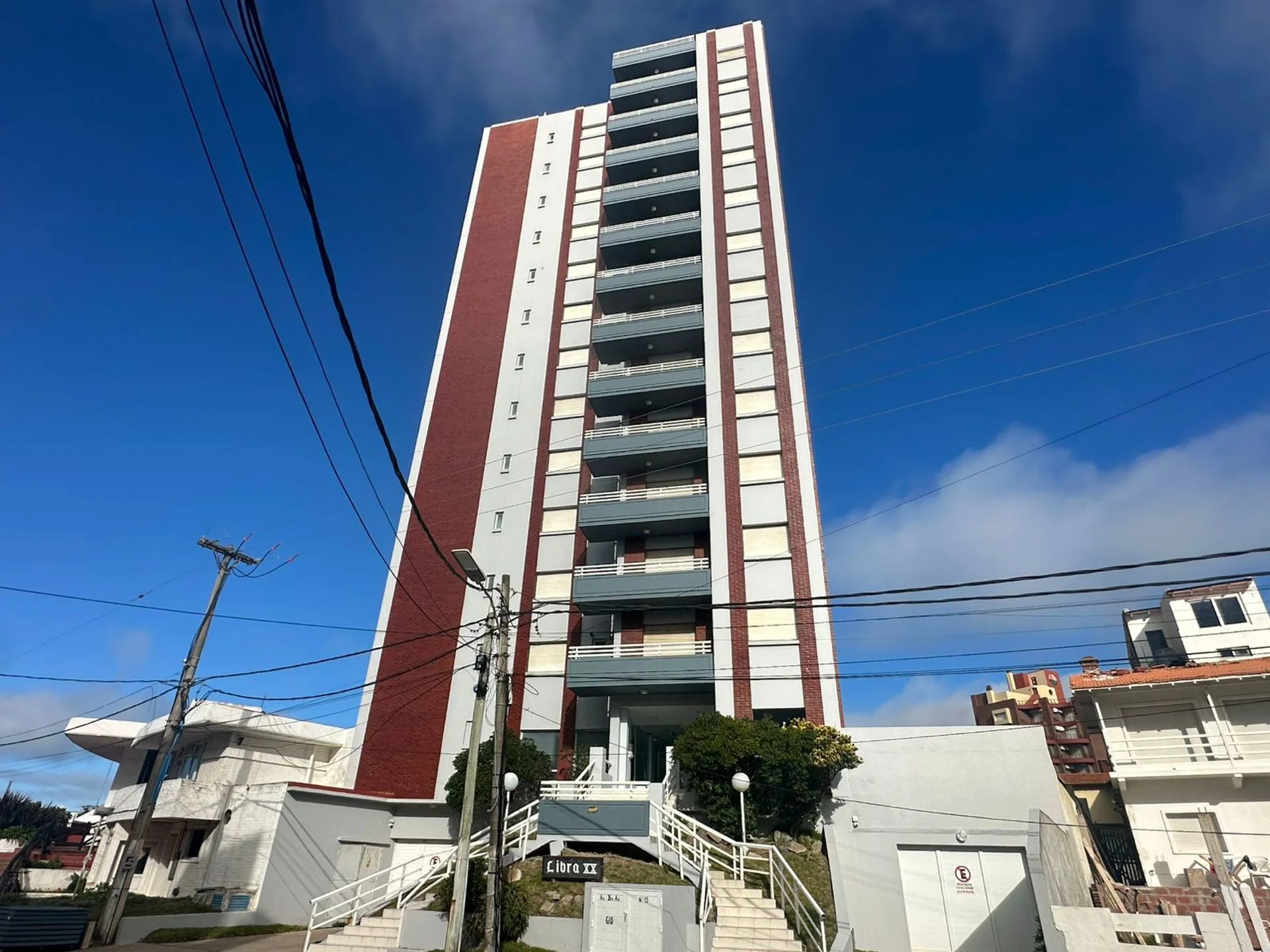 DEPARTAMENTO VENTA VILLA GESELL foto 2