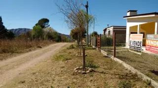 Nºref:696 -Complejo de 3 Casas con Pileta en Siquiman foto 3
