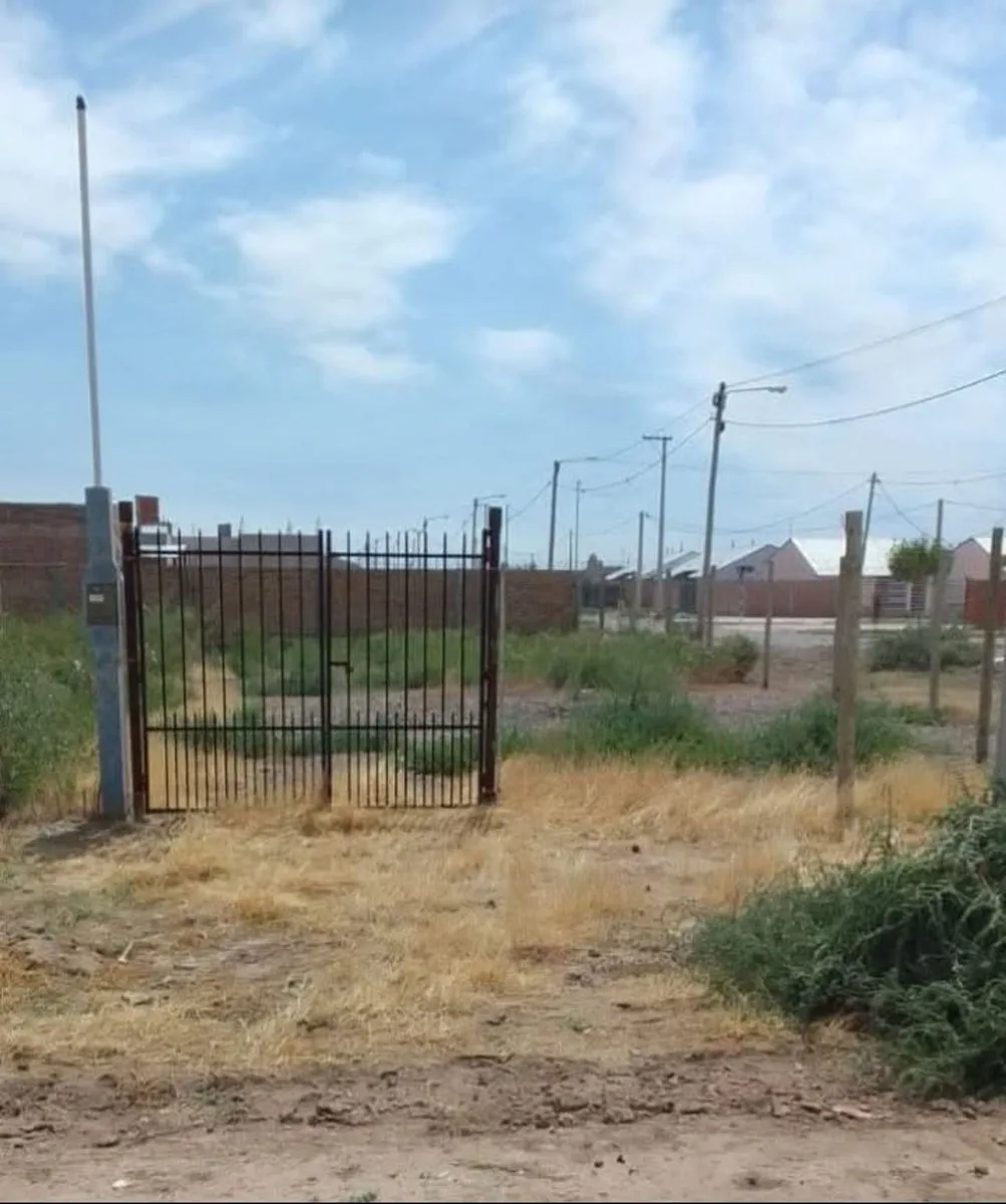 Oportunidad Única: Terreno en Venta en Cipolletti foto 2
