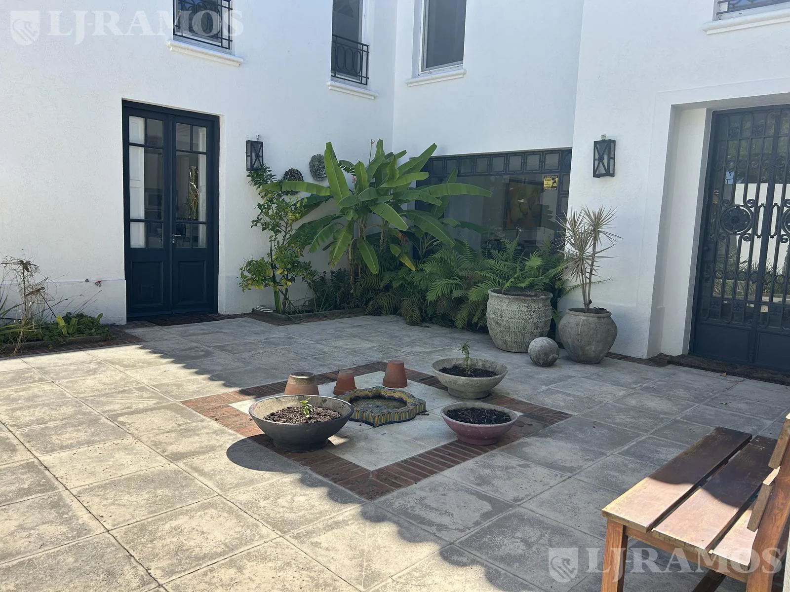 A la laguna con 4 dormitorios en venta en Santa Bárbara foto 3