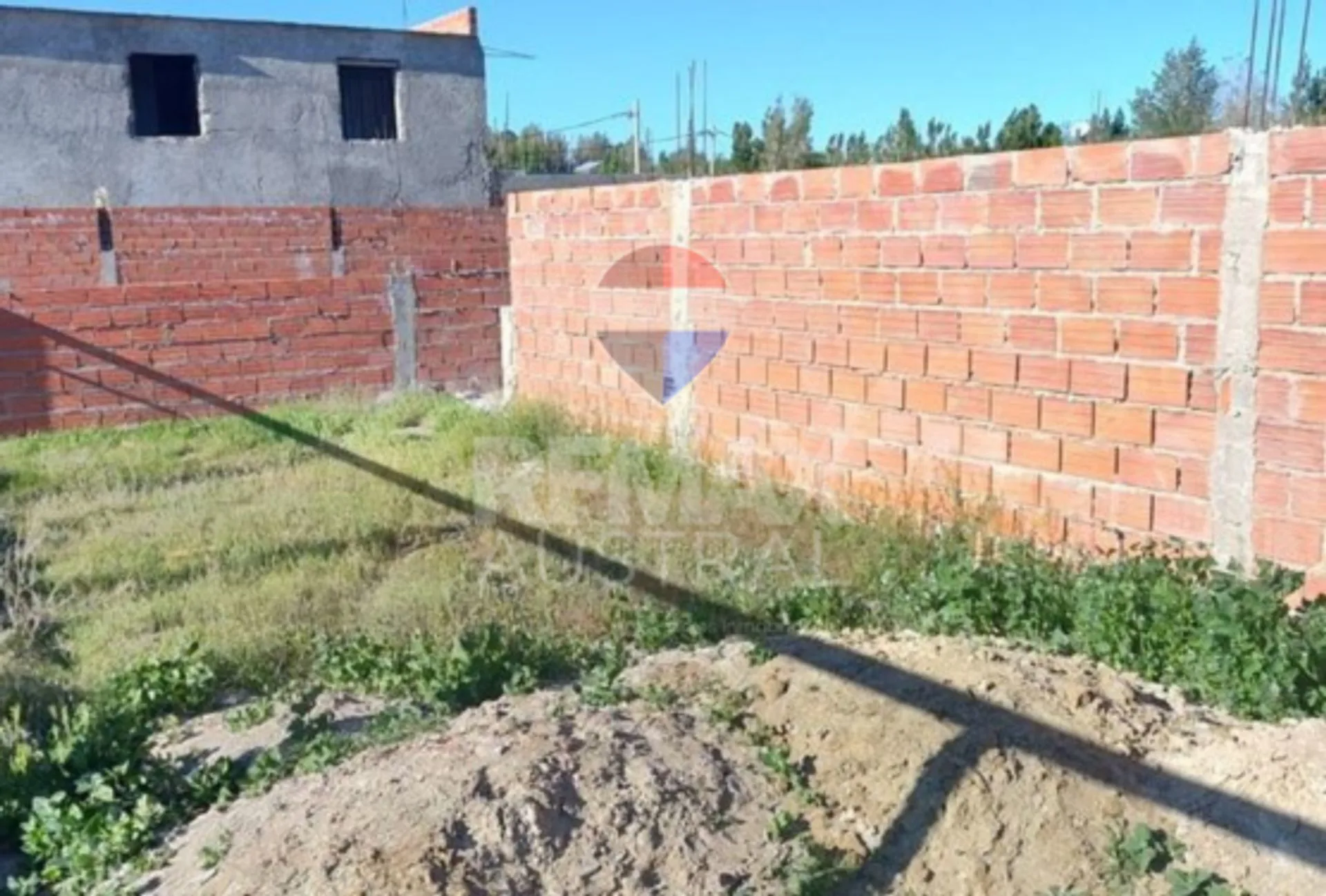 TERRENO EN LOS 3 PINOS CON PLATEA DE 100MTS2 foto 4