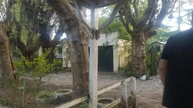 2 CASAS CON COSTA DEL RIO