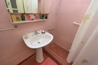 Venta Excelente casa en dos plantas - Superficie total: 132 m2 foto 4