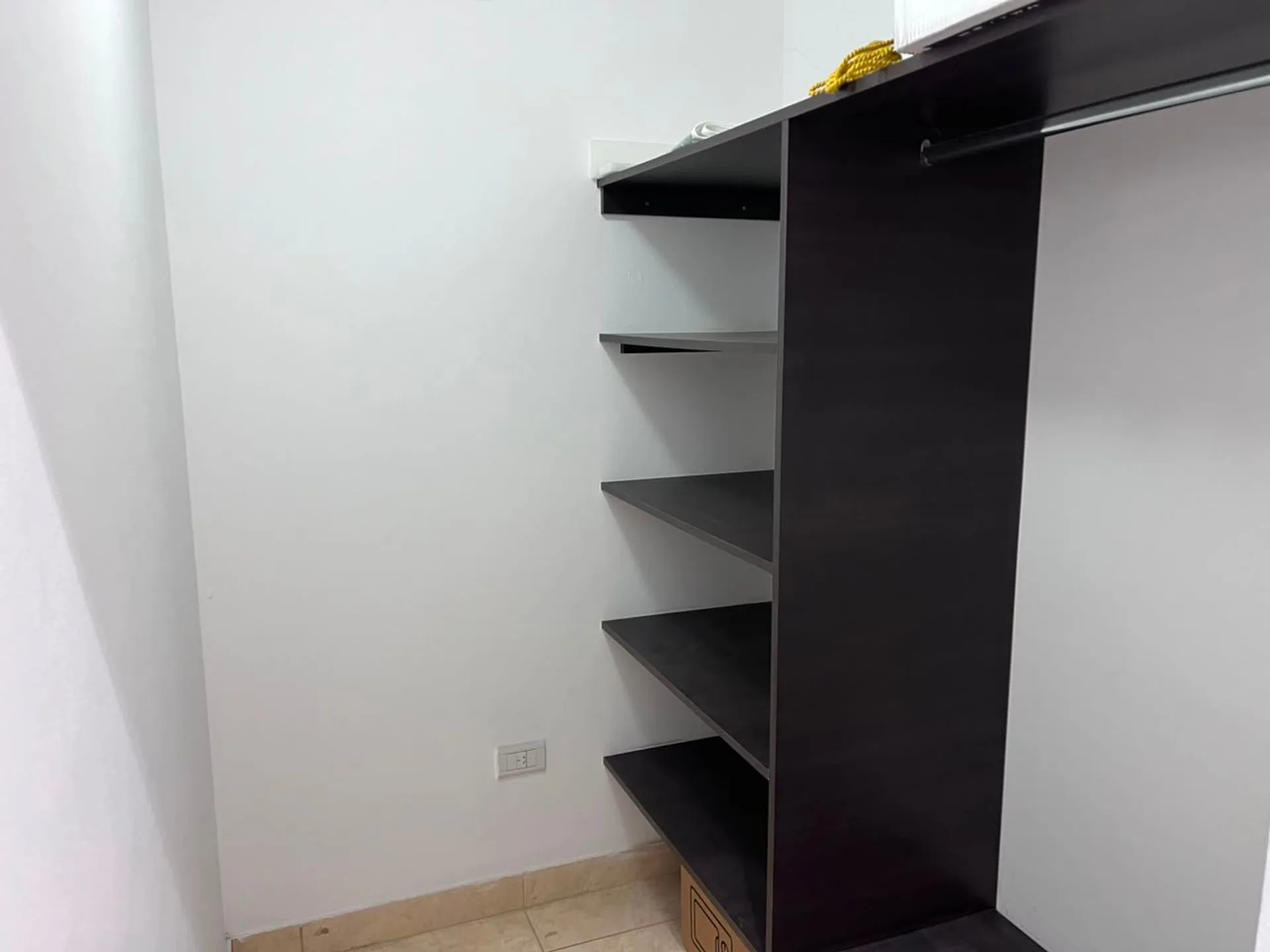 Venta monoambiente amoblado macrocentro foto 4