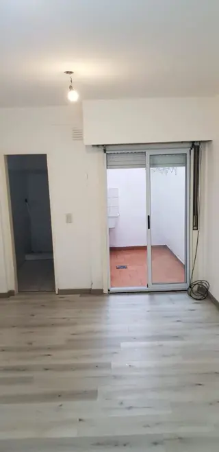 SE ALQUILA MONOAMBIENTE INTERNO CON PATIO LLARRAYA 2236 MATADEROS CABA foto 4