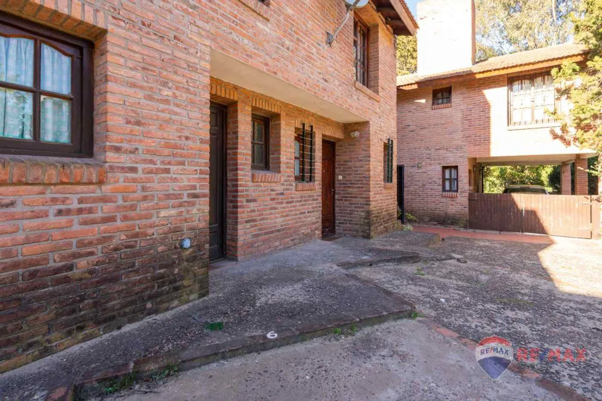 Venta dúplex con Jardín y galería en Pinamar foto 5