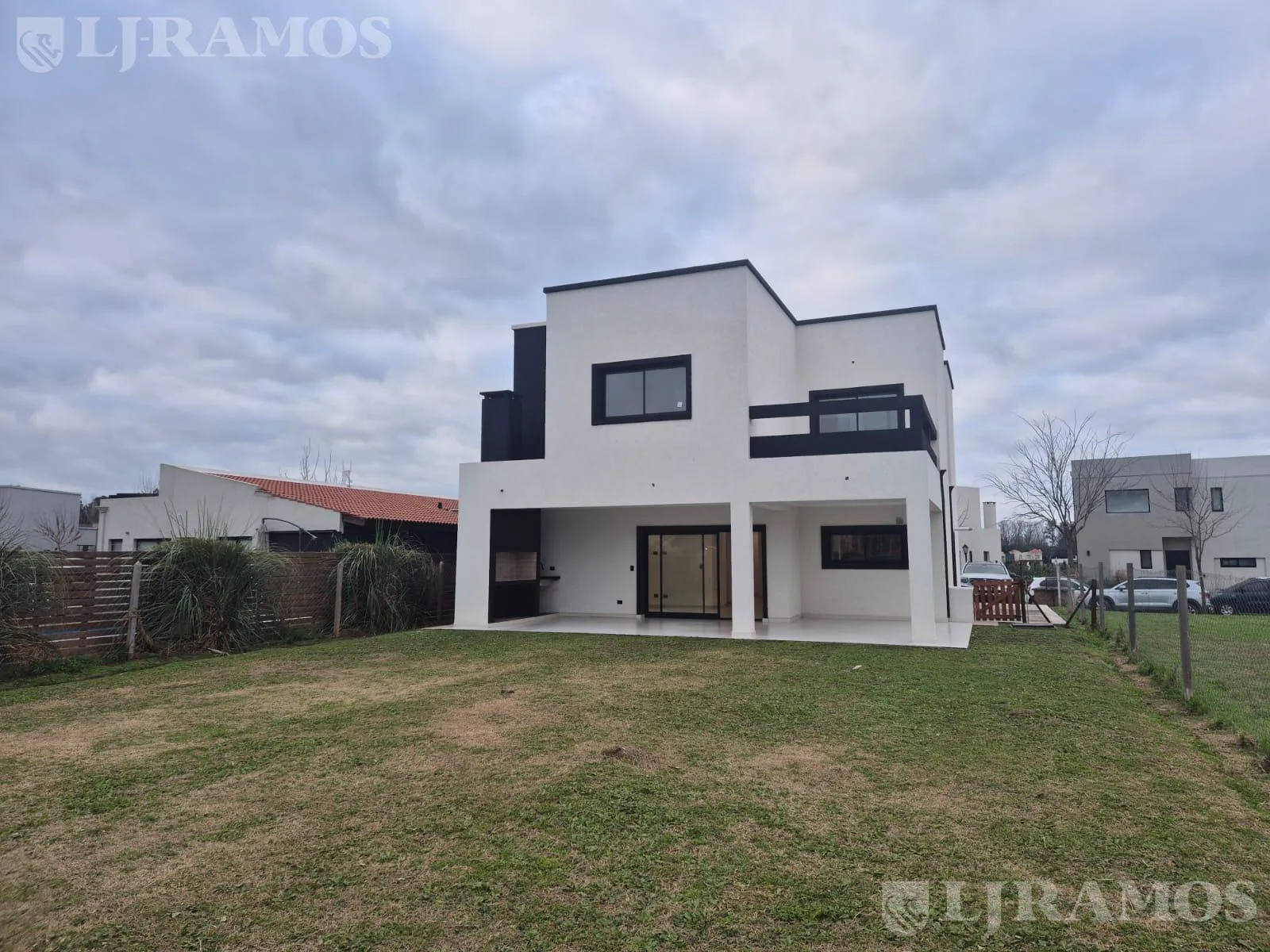 VENTA ! CASA a ESTRENAR ! Barrio San Pablo, Pilar -  DC foto 2