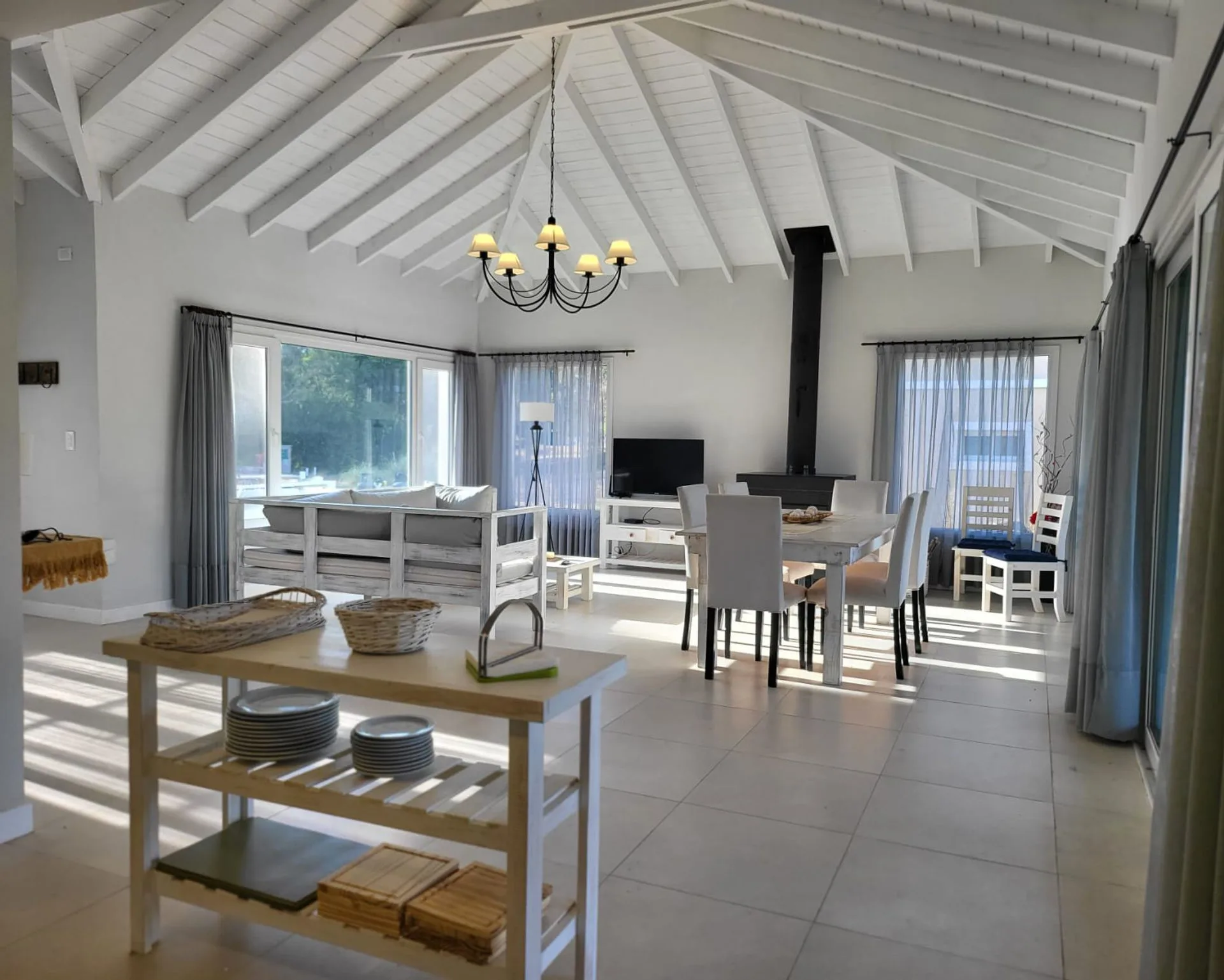 Casa Venta Costa Esmeralda con pileta toma permuta foto 2