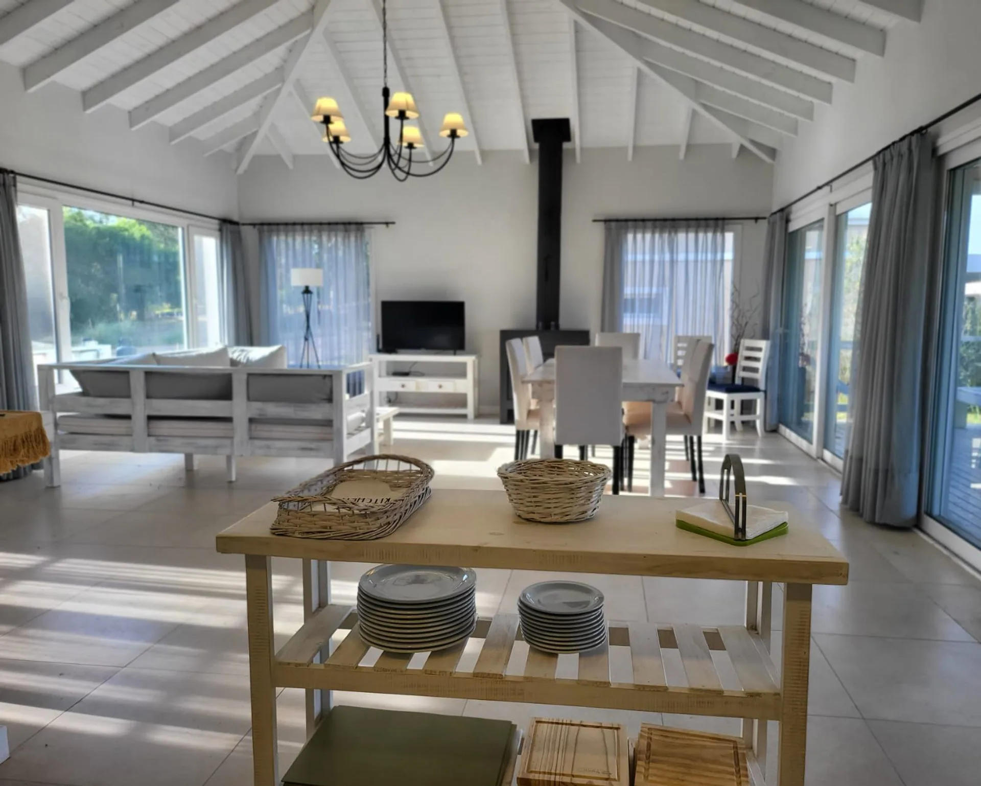 Casa Venta Costa Esmeralda con pileta toma permuta foto 3