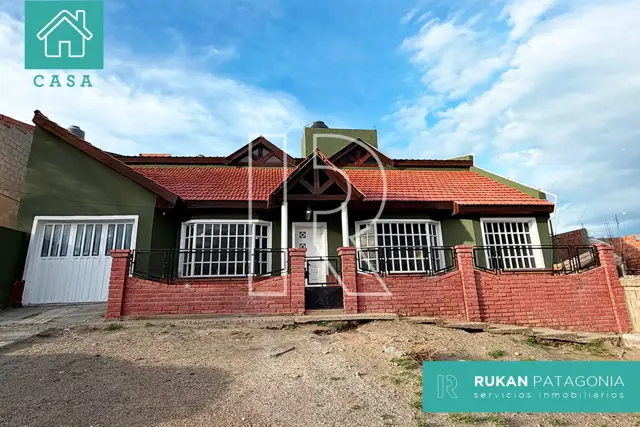 #AlquilerRUKAN | Casa 3 Habitaciones | Av. TIERRA DEL FUEGO | Caleta Olivia.-