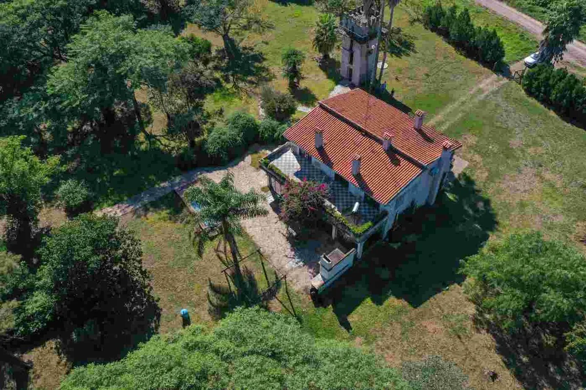 Espectacular casona con 1.3 hectáreas, Nogoyá foto 2